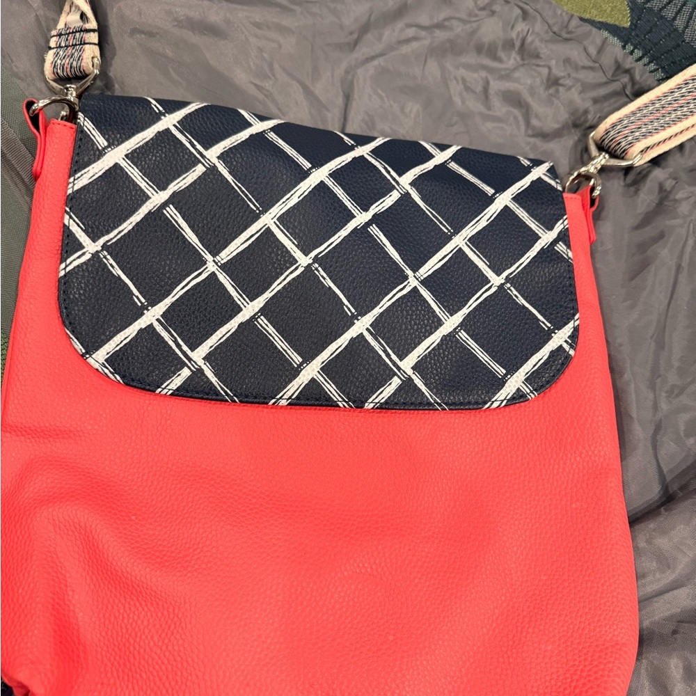 Thirty-One Red and Black Crossbody Bag